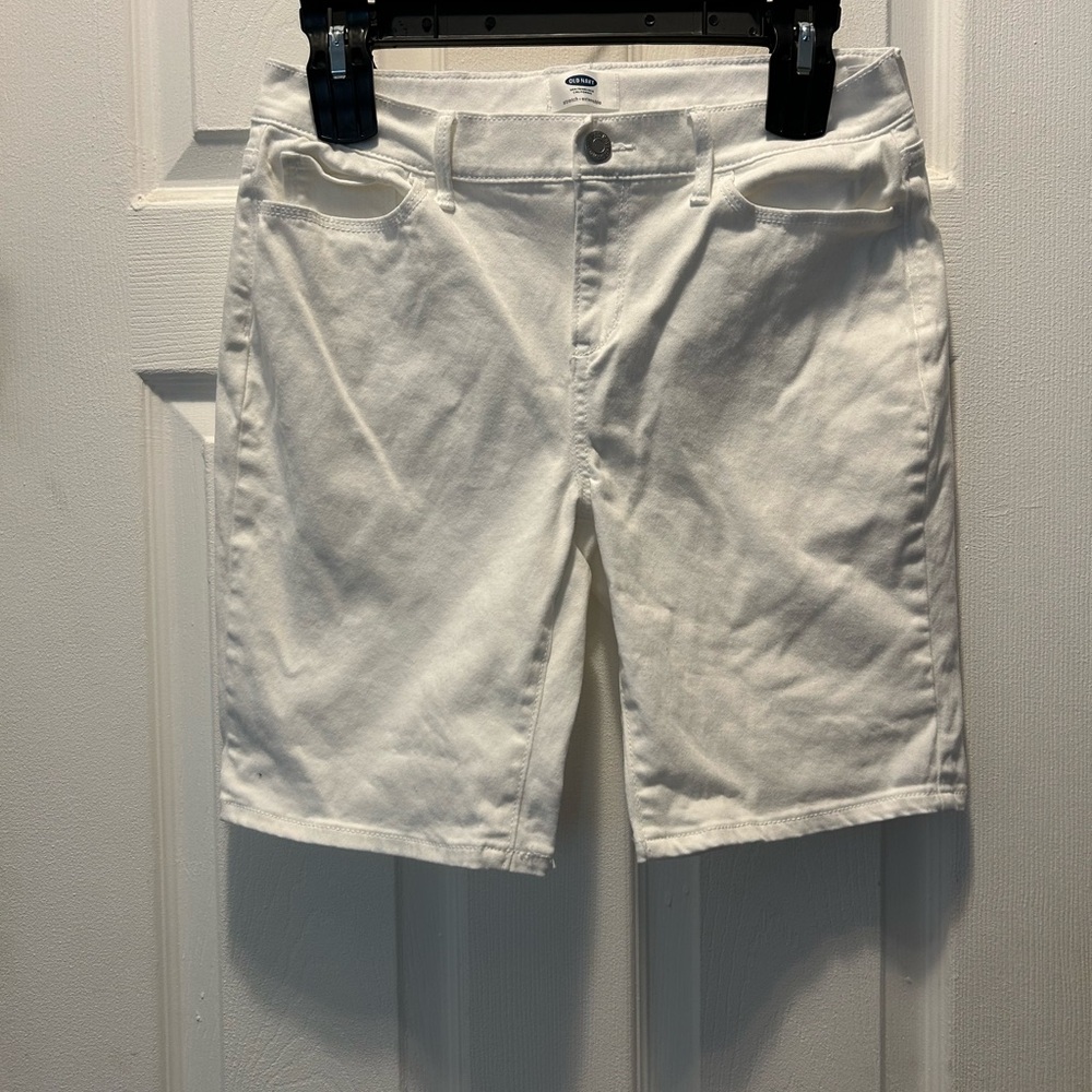 Girls Old Navy 16reg bermuda shorts